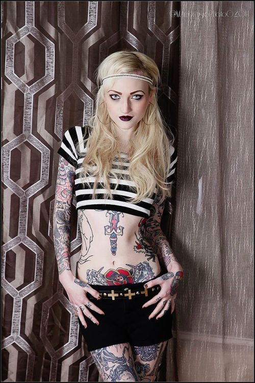 womenwithink:  Heather Patterson by M.Ambrosio Photography 