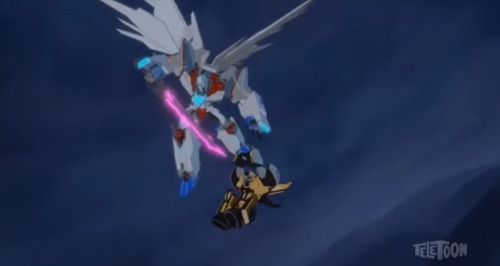 Bumblebee Grabbing Starscream's Leg Will Never Not Be Funny, Which Is Weird Since It Happened Twice