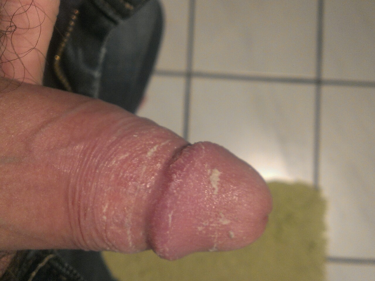 hairylegs94:My cheesy cock, ready to get smelled and sucked tomorrow