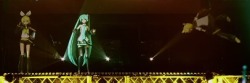 latvias:  makonagone:  koyohmi:  who thought len kagamine was a good idea, honestly  WHO EVEN MADE THE CHOREOGRAPHY FOR LEN IN THIS PERFORMANCE IT’S LIKE HE DOESN’T KNOW THE DANCE SO HE’S JUST OFF DOING HIS OWN SHITTY THING LIKE WHAT THE FUCKCUGGUJGF
