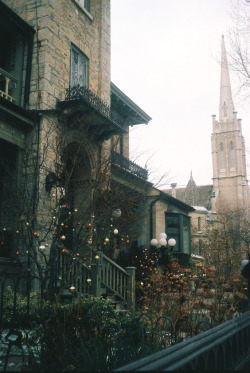 brutalgeneration:  Kingston Christmas (by