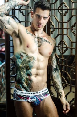 ianskinbull:  follow me for more pierced