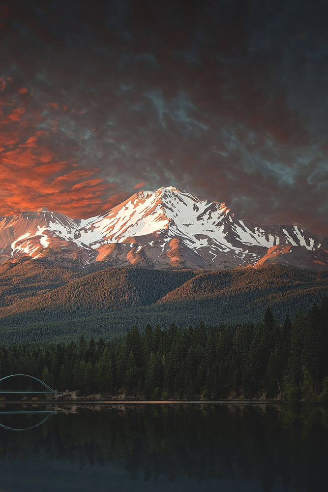 lsleofskye:  Mt. Shasta Sunset