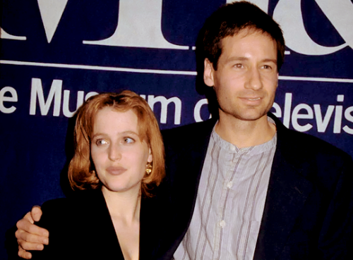 qilliananderson:Gillian Anderson and David Duchovny 1995 | 2016.