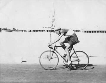 masrzaman سباق الدرجات علي طريق قناة السويس 1950