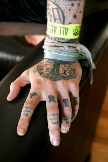 marianitahippie:  Articles | Christofer Drew is growing up famous Ink en We Heart It. http://weheartit.com/entry/14725868/via/nesr