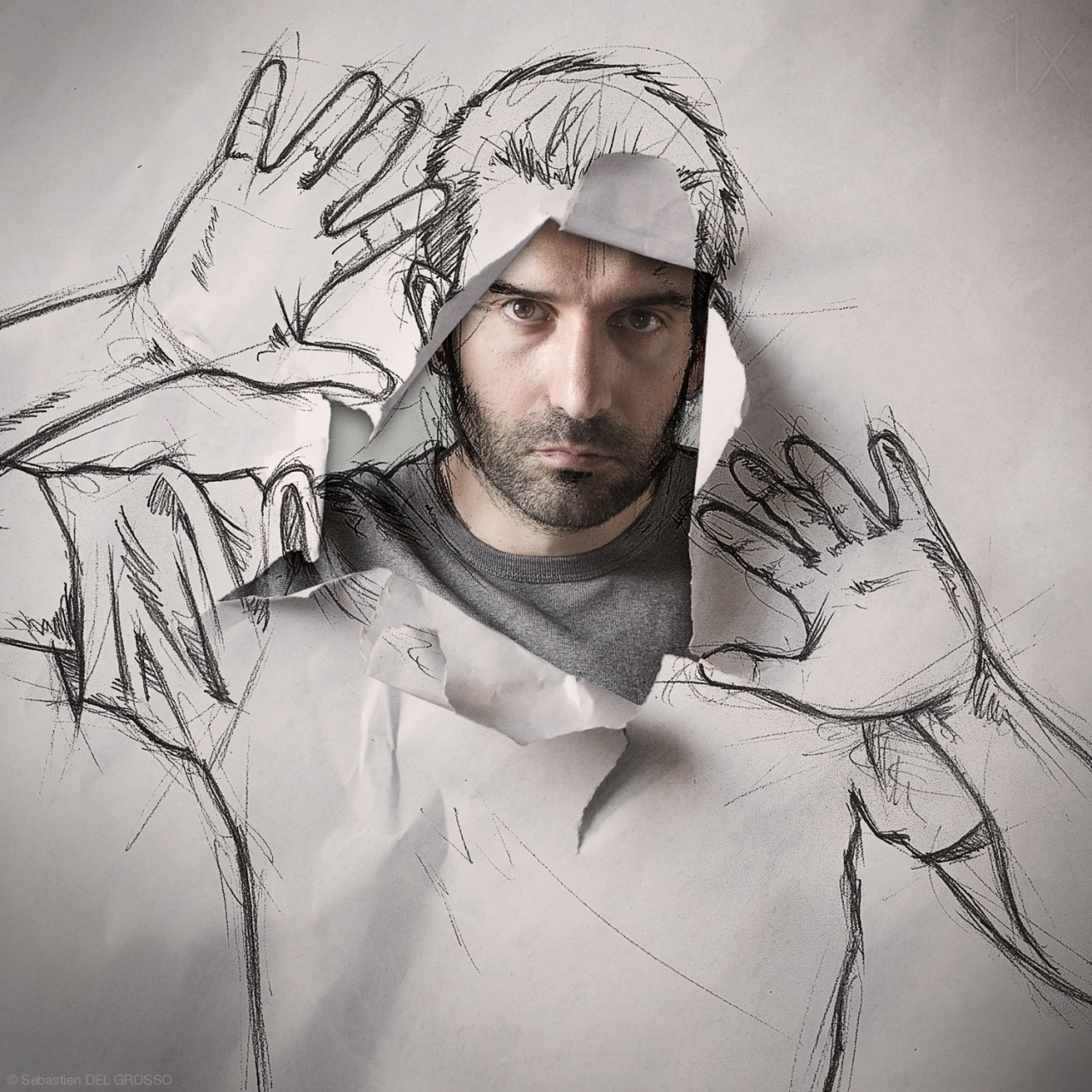 ultrawolvesunderthefullmoon:  Sebastian Del Grosso, Photographic SketchesA skilful