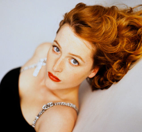 Gillian Anderson Photographed By Raul Vega.