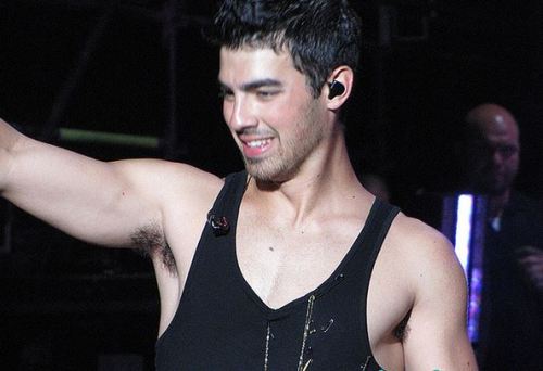 Celebrity Sunday: Joe Jonas