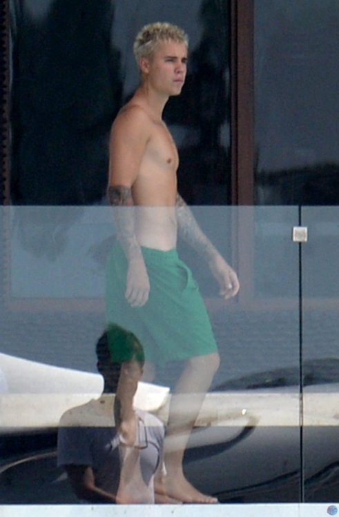 He’s not wearing underwear he’s clearly naked