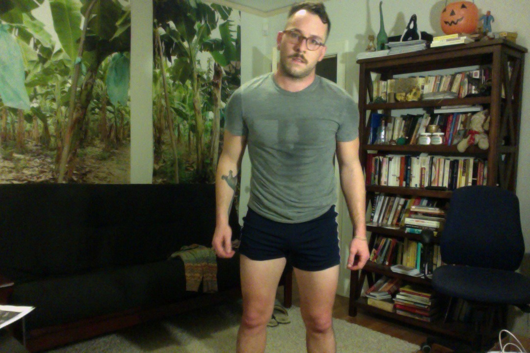 shootinmypit:  first post-holiday run come sniff 