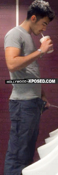 Hollywood Xposed Password