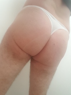 dixpantiespussy:  Wearing the wife’s white