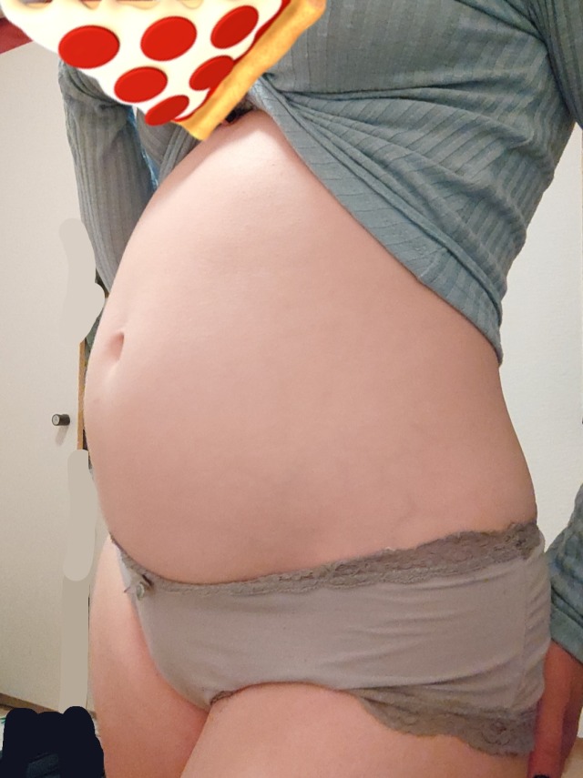 roundmuse:absolutely filled my belly from top to bottom by stuffing myself literally all day. how many months do you think this food baby is? DO NOT REPOST ANYWHERE. REBLOGS OK