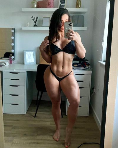 lift24-7everyday:Sophie Brewster 🇬🇧 