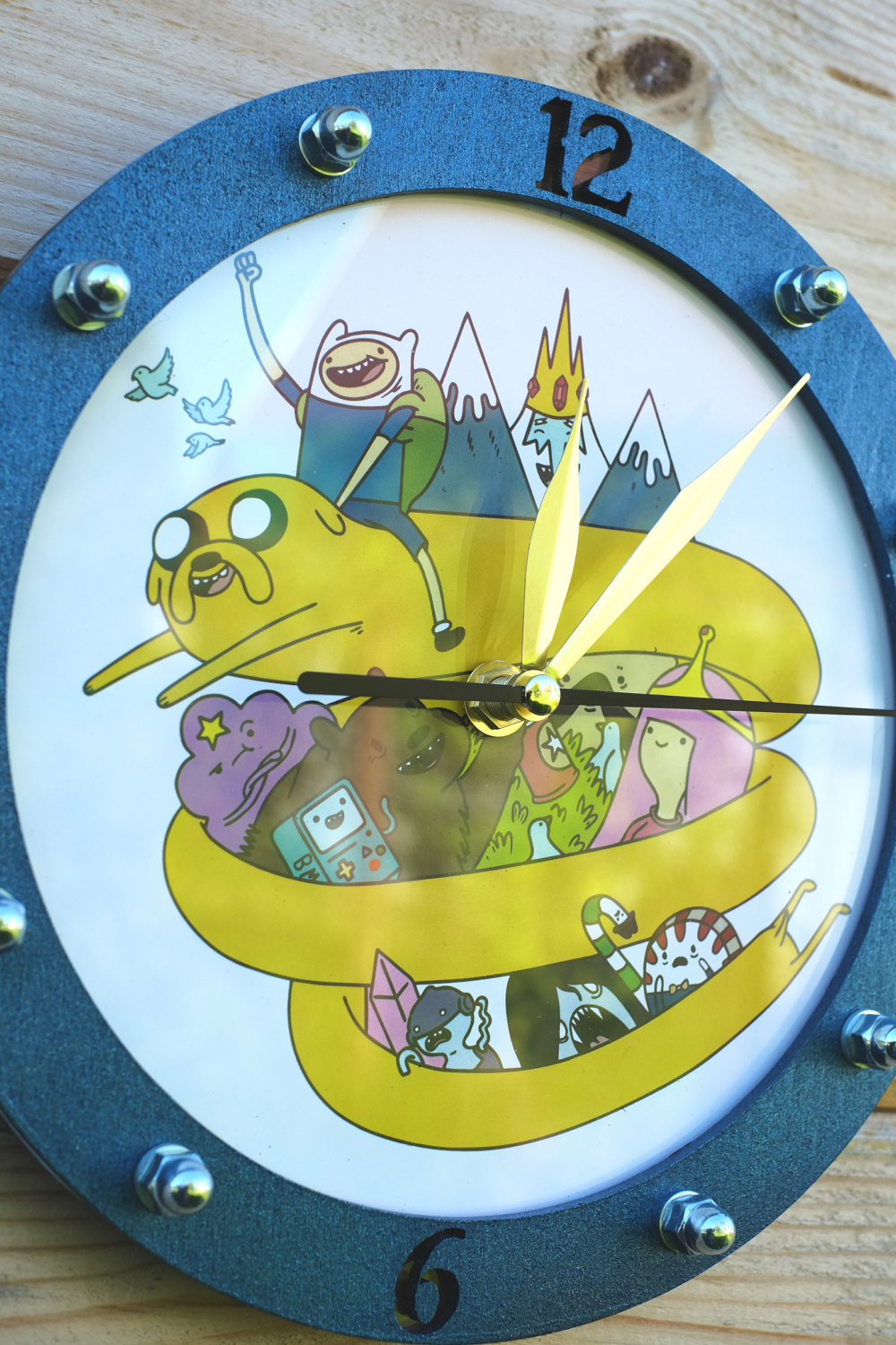sosuperawesome:  Clocks by woodandroot on Etsy• So Super Awesome is also on Facebook,
