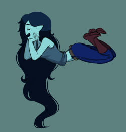 fluffyfudgenut:  outta the way princesses the QUEEN is here 