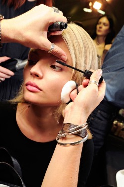 glitter-in-wonderland:  naimabarcelona:  Magda Frackowiak -Lanvin backstage  xx