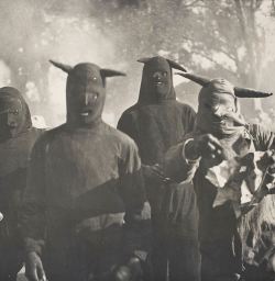 charlieambler:  Kati Horna. Untitled, Carnaval