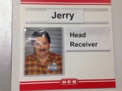 niknak79:  Jerry must love his job 