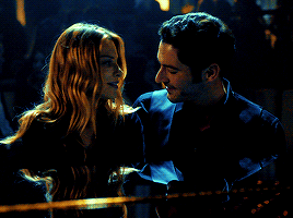 horowitzwinona:My first love was never Eve. It was you, Chloe. It always has been.