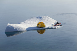 mabohstarbuck: Tent on an ice-floe, kayaker