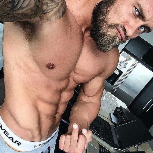 bearpitpig:  #HairyPits #Armpits #Bear #Pits #MuscleBear #Hairy #Pig #Furry #FurryPits #Pit #ManlyPits