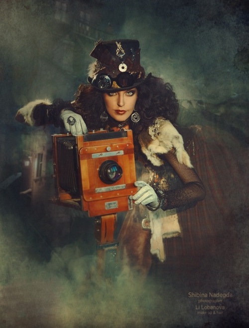 Steampunk Girl http://steampunk-girl.tumblr.com/