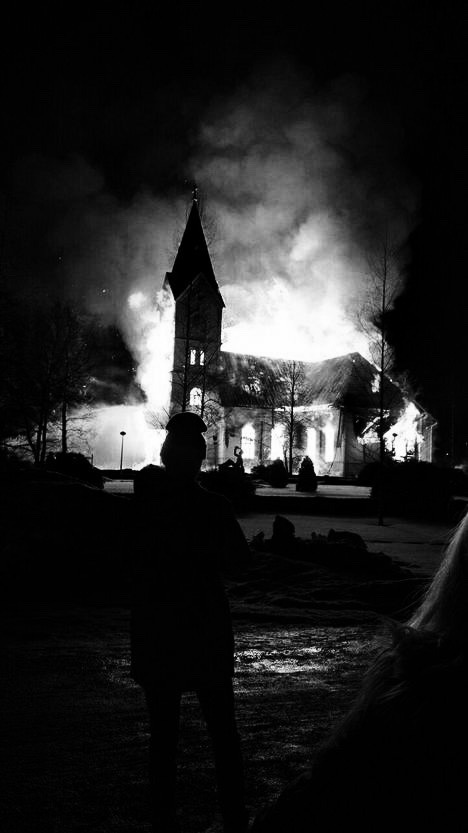 deawaken:  A church in flames in Ylivieska today. I could smell the smoke all the