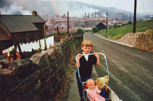 kafkasapartment:Wales (boy pushing carriage) 1965. Bruce Davidson. Pigment print