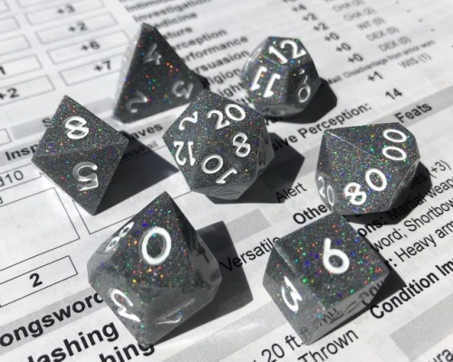 battlecrazed-axe-mage: I absolutely love this holo glitter set from Lucky Hand Dice! ✨ Well wor