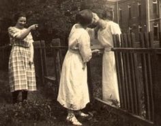 dulcetfaerie:  some of my favorite vintage lesbian photos because they all look so