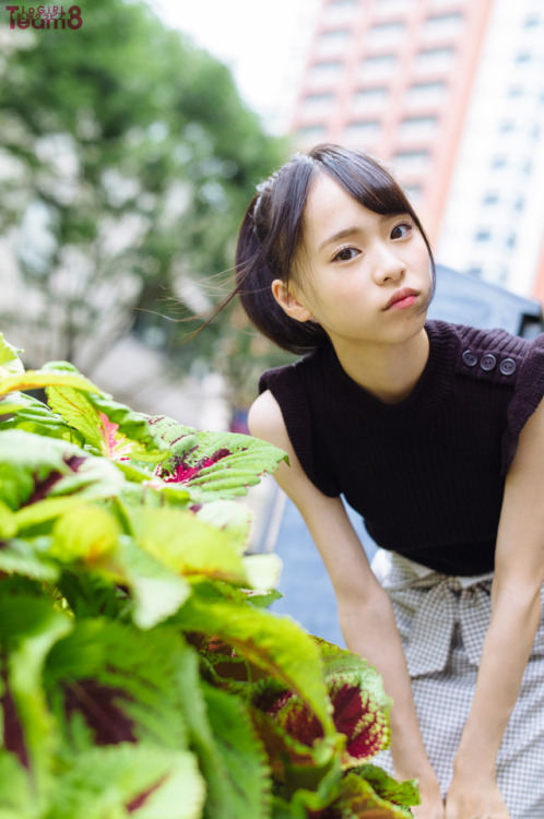 monowasure:  【私服グラビア】倉野尾成美（AKB48 Team 8／熊本県）29 | LoGiRL｜ロガール