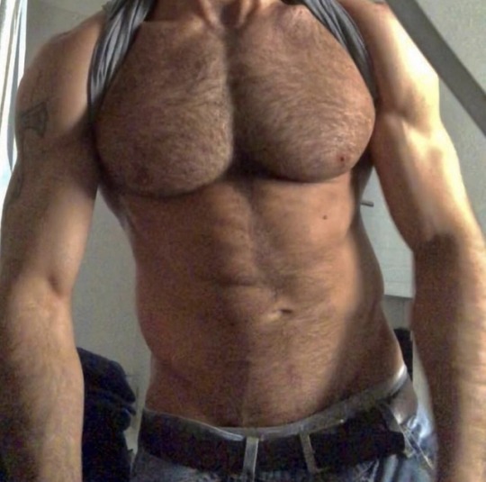 furrytrade:  Follow both of my blogs @ http://furrytrade.tumblr.com/ & http://dirtyrabbithole.tumblr.com