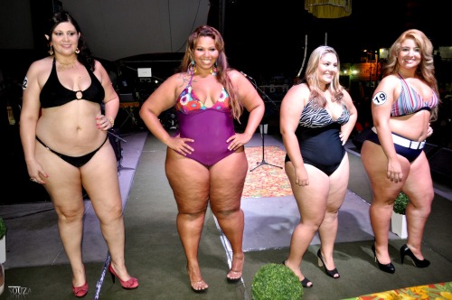 obesitas:  planetofthickbeautifulwomen:  adult photos