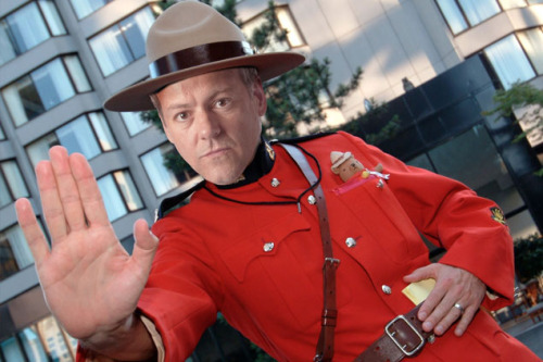 barachiki: crazy anon’s Canadian Stereotype Sherlock Lestrade as a Mountie John as a Vancouver