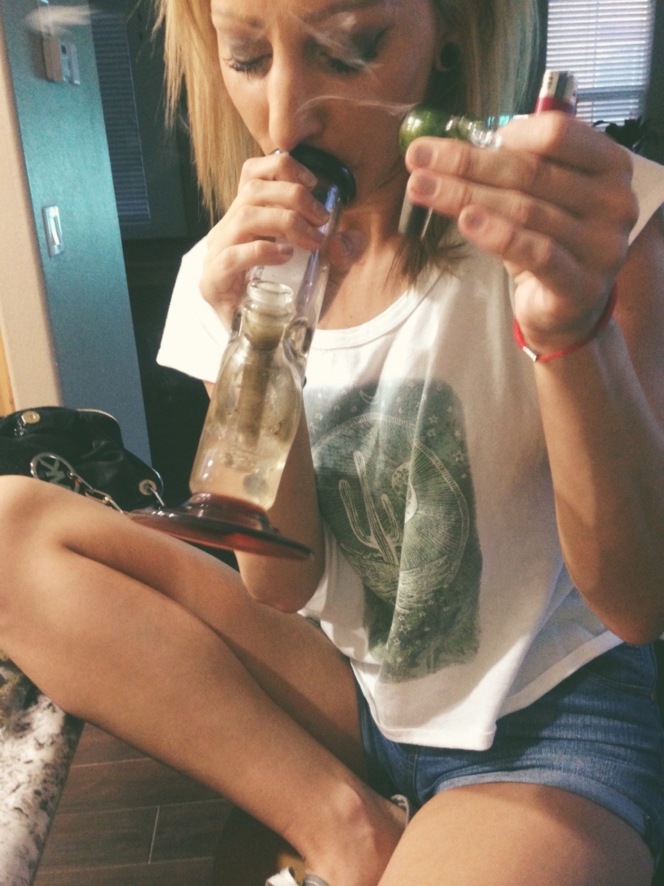 Get high w/ me