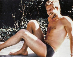 saintcaffeinated:  Young Harrison Ford was