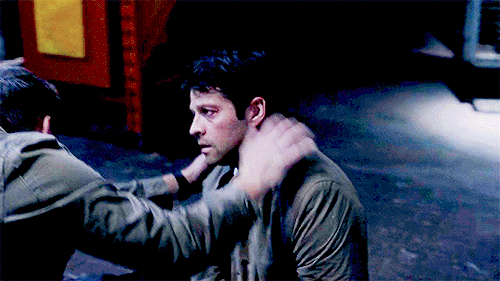 mishasminions:  “ALMOST EVERYTHING I’VE EVER WANTED OUT OF DESTIEL” DIRECTED BY JENSEN ACKLES DEAN WRAPPING CAS IN A BLANKET DEAN TOUCHING CAS ENDEARINGLY DEAN BEING CARING/PROTECTIVE OVER CAS DEAN STROKING CAS’ THIGH DEAN STROKING THE BACK OF