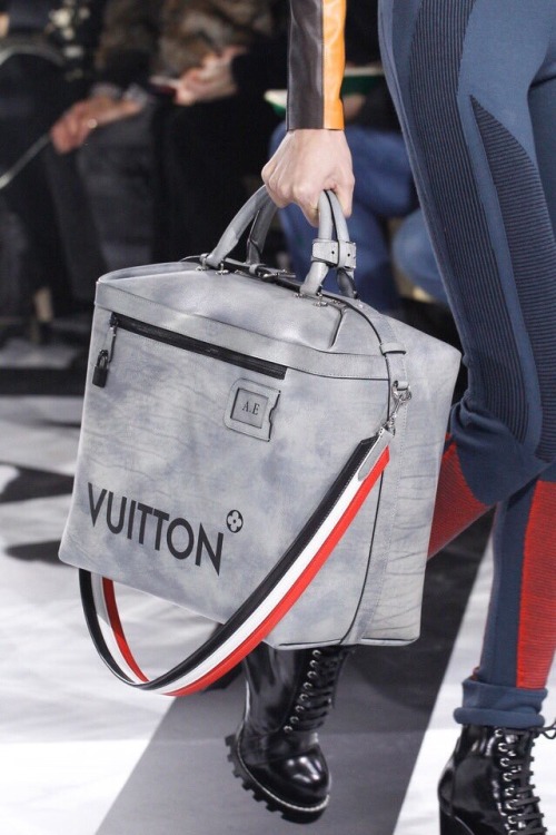 brilenciaga:bags @ louis vuitton aw16