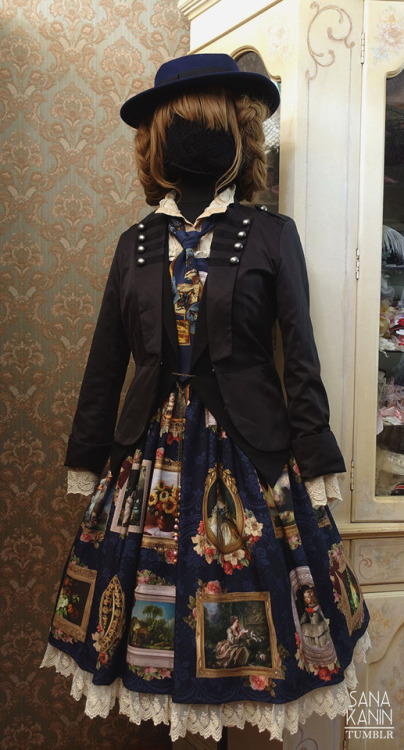 sanakanin:  Theresia -  Ravenclaw colors! We held a mini-meet to welcome Mika, a lolita from th