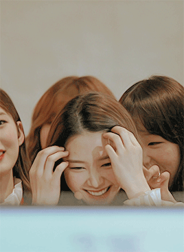 yooshiajpg: *a miracle screaming his heart out* JIHO-SHI! MERRY CHRISTMAS! 