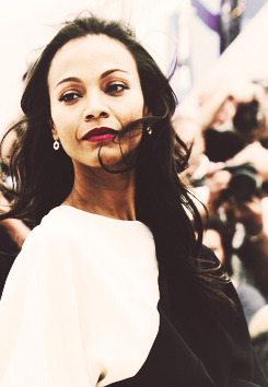 greatsherlock:  1/? Perfect Women   Zoe Saldana 