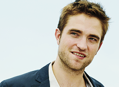 Porn robpattinson:  Robert Pattinson ~ Cannes photos