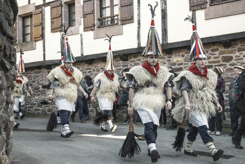 beautiful-basque-country: Otsaila, inauterien hilabetea #7 / February, the month of masquerades #7Jo