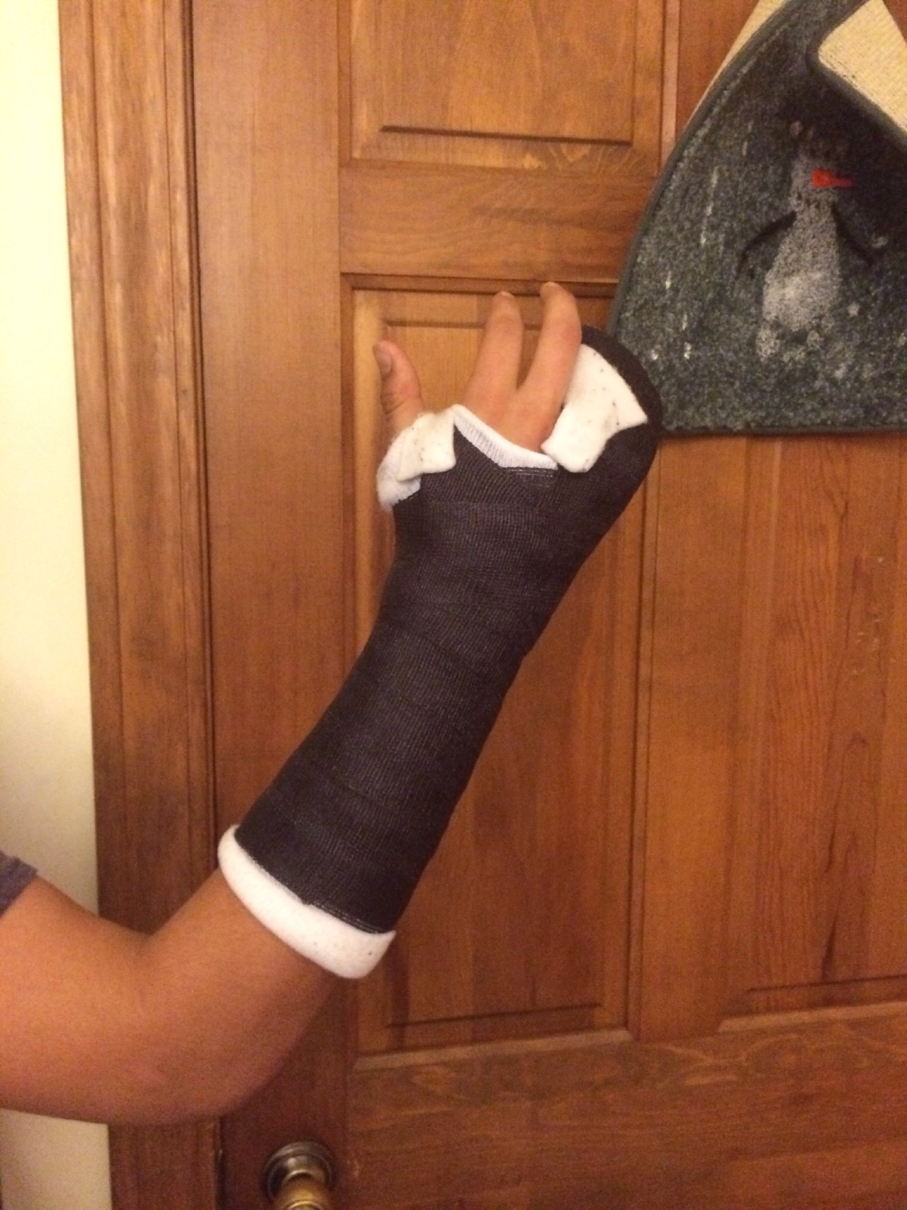 My baby brother dislocated his ping but check out his strong natural melanin game