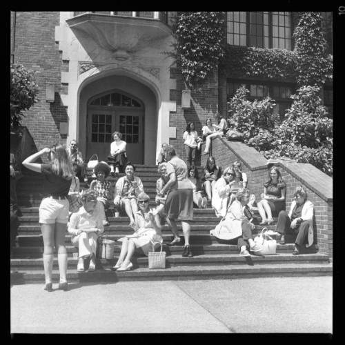 Puget Sound Archives & Special Collections Summer School picnic, 1971