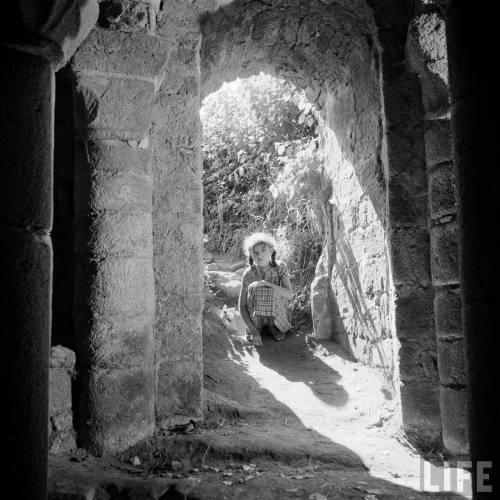 Château de Gilles de Rais(Loomis Dean. n.d.)