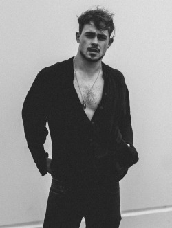 manculture:  Dacre Montgomery