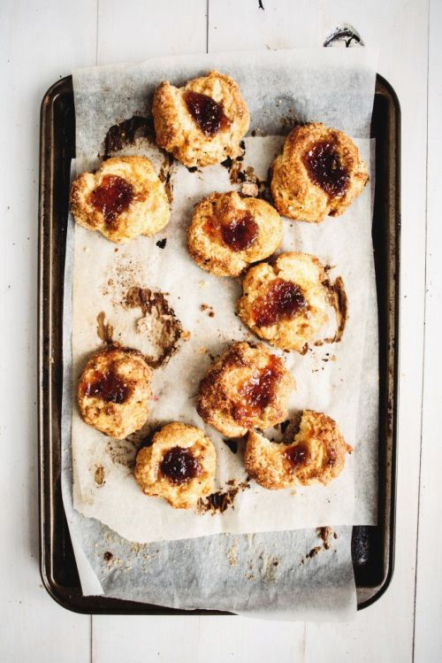 intensefoodcravings:  Almond and Rose Petal Thumbprint Scones | Butter and Brioche  Yeeeesssssss!